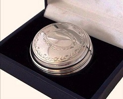 Beautifully Engraved Vintage 925 Silver Pill Box