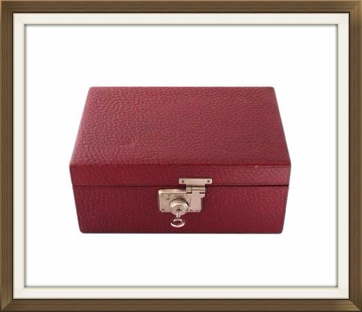 1930s_leather_jewellery_box_2.jpeg