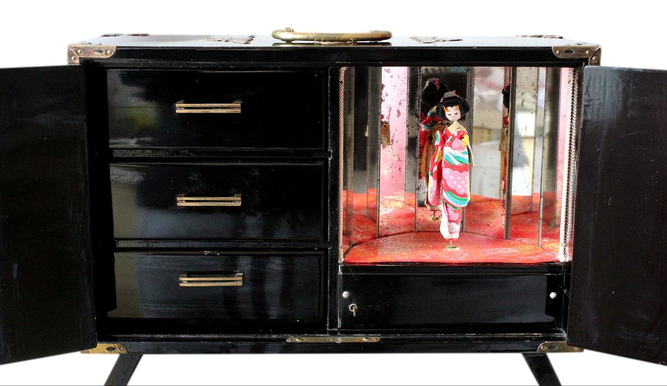 Beautiful Japanese Vintage Musical Jewellery Box JB442