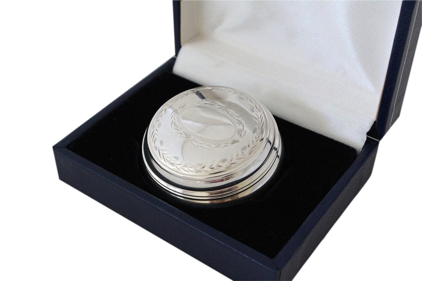 Beautifully Engraved Vintage 925 Silver Pill Box