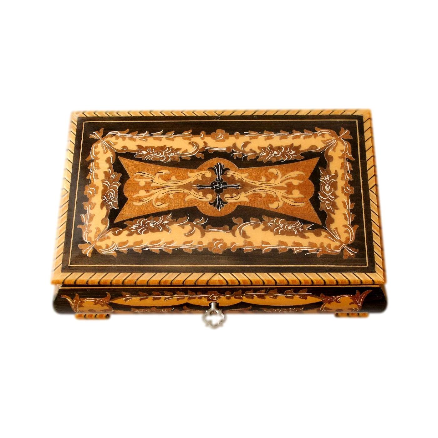 Lovely Vintage Italian Sorrento Inlaid Jewellery Box JB630