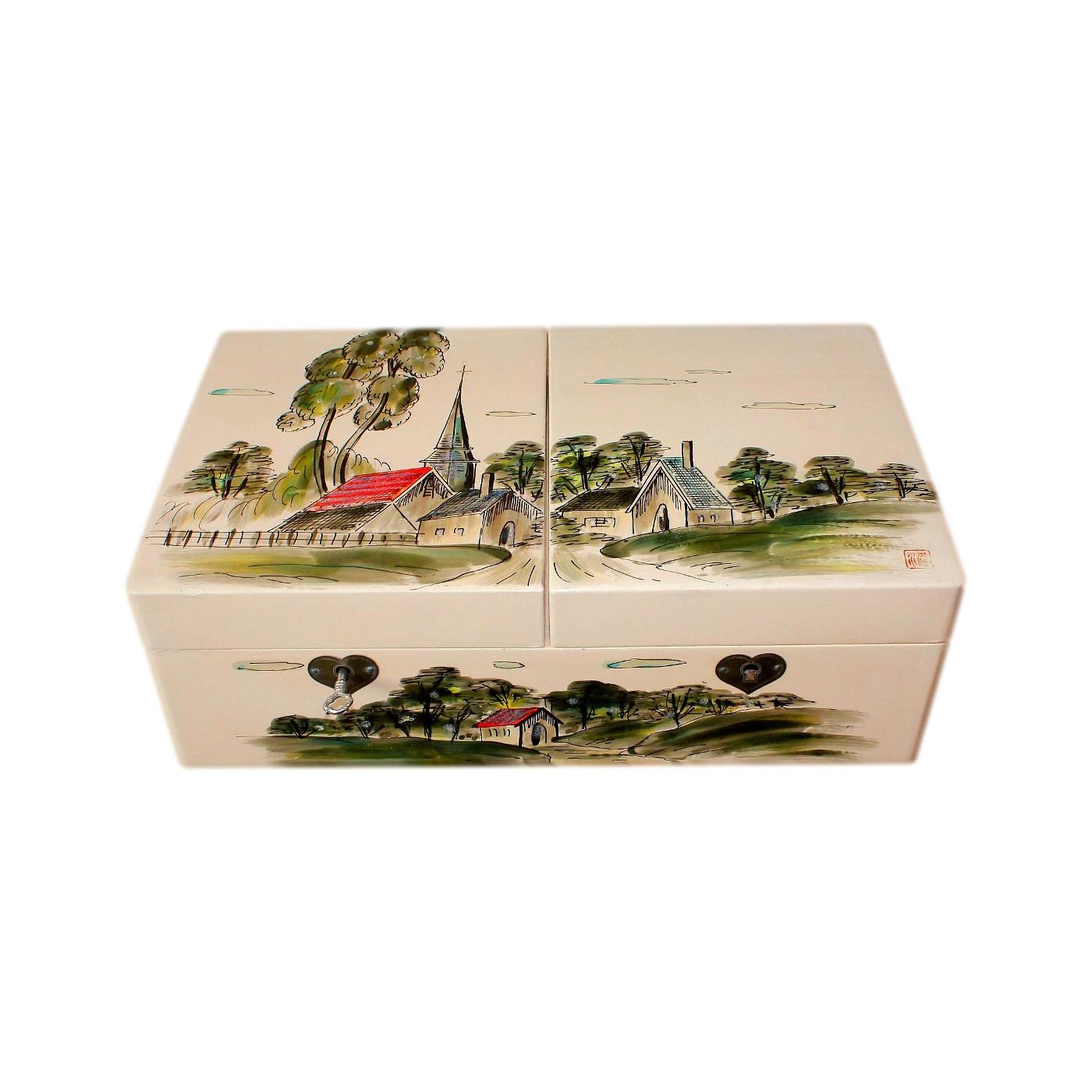 Large Japanese Lacquered Vintage Musical Jewellery Box