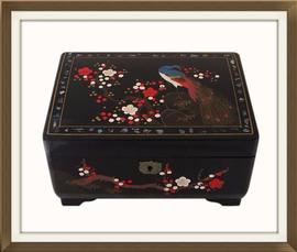 SOLD Japanese Lacquered Musical Jewellery Box